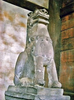 東大寺南大門の獅子像