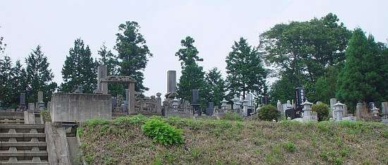 慶長寺墓地遠景