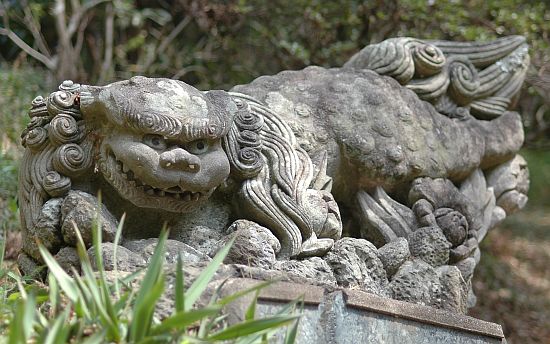 正八幡神社の狛犬